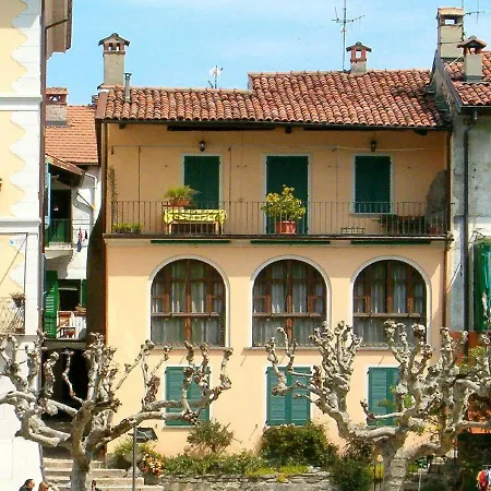 Only 10 Metres From The Shores Of Lake Maggiore Дом отдыха *