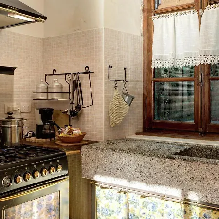Only 10 Metres From The Shores Of Lake Maggiore Holiday home